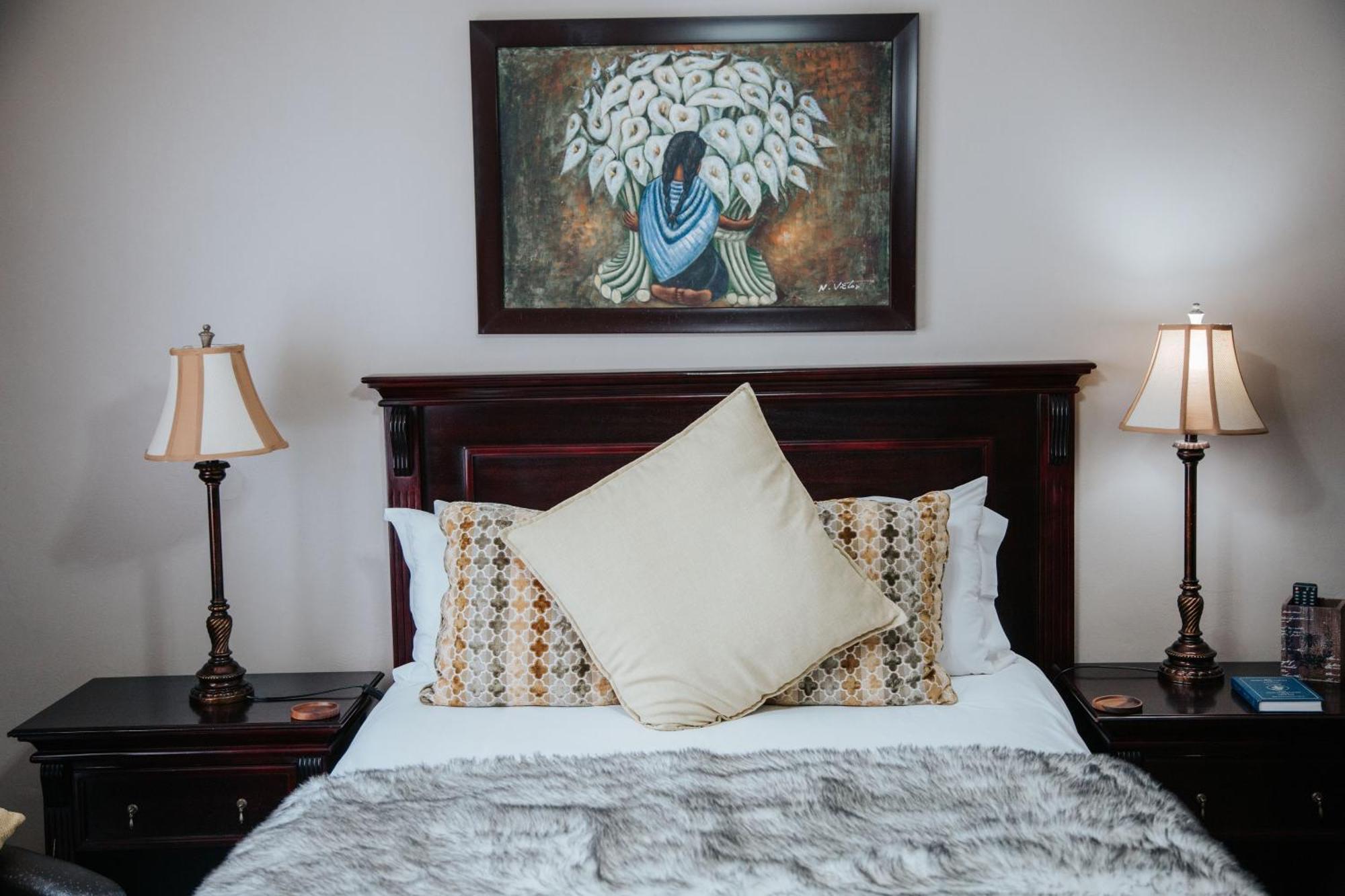 The Symphony Guest House Queenstown Bagian luar foto